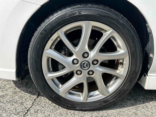 プレマシー ２０Ｓ　プレステージスタイルＩＩ　両側電動スライドドア　車検２年　社外ナビＴＶ　Ｂｌｕｅｔｏｏｔｈオーディオ　ＥＴＣ　純正１７インチアルミホイール　ハーフレザーシート（16枚目）