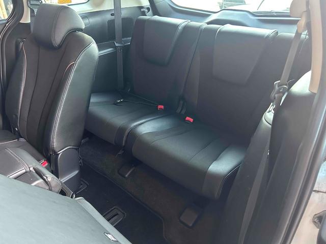 プレマシー ２０Ｓ　プレステージスタイルＩＩ　両側電動スライドドア　車検２年　社外ナビＴＶ　Ｂｌｕｅｔｏｏｔｈオーディオ　ＥＴＣ　純正１７インチアルミホイール　ハーフレザーシート（26枚目）