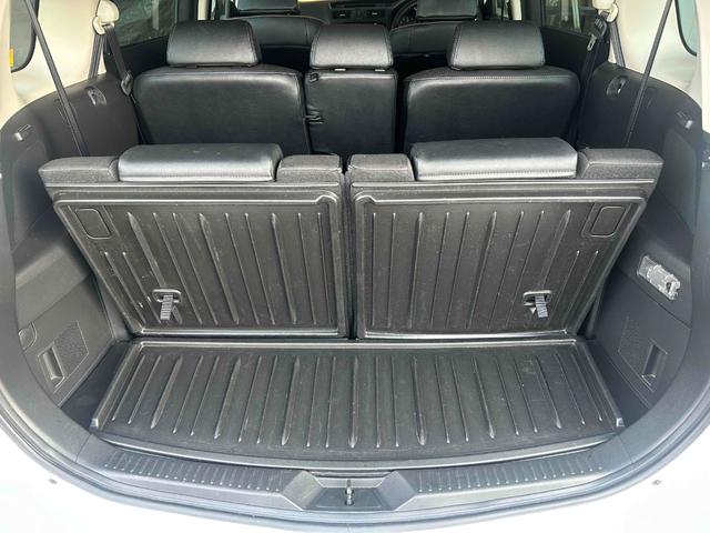 プレマシー ２０Ｓ　プレステージスタイルＩＩ　両側電動スライドドア　車検２年　社外ナビＴＶ　Ｂｌｕｅｔｏｏｔｈオーディオ　ＥＴＣ　純正１７インチアルミホイール　ハーフレザーシート（27枚目）