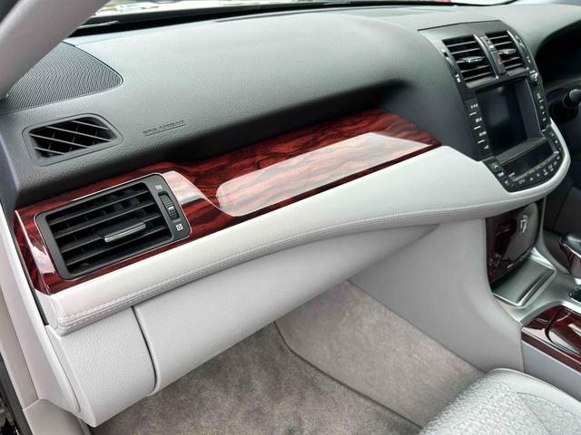 クラウン ロイヤルサルーン 後期モデル 純正HDDマルチナビ TV バックカメラ クルコン 電動シート 車検2年(29枚目)
