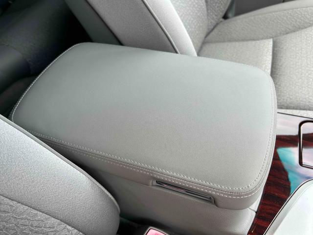 クラウン ロイヤルサルーン 後期モデル 純正HDDマルチナビ TV バックカメラ クルコン 電動シート 車検2年(31枚目)