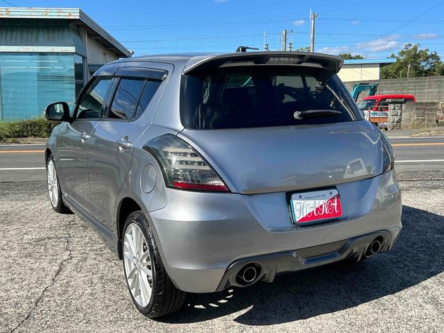 スイフトスポーツ ベースグレード　純正６ＭＴ　プッシュスタート　ＥＴＣ　ＨＩＤライト　社外ナビＴＶ（6枚目）