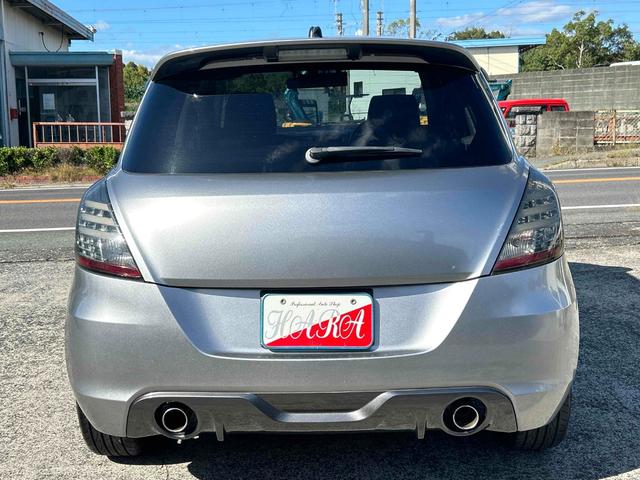 スイフトスポーツ ベースグレード　純正６ＭＴ　プッシュスタート　ＥＴＣ　ＨＩＤライト　社外ナビＴＶ（9枚目）