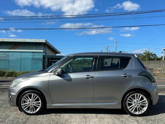 スイフトスポーツ ベースグレード　純正６ＭＴ　プッシュスタート　ＥＴＣ　ＨＩＤライト　社外ナビＴＶ（12枚目）