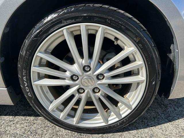 スイフトスポーツ ベースグレード　純正６ＭＴ　プッシュスタート　ＥＴＣ　ＨＩＤライト　社外ナビＴＶ（16枚目）