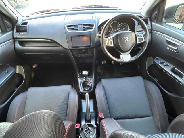 スイフトスポーツ ベースグレード　純正６ＭＴ　プッシュスタート　ＥＴＣ　ＨＩＤライト　社外ナビＴＶ（39枚目）