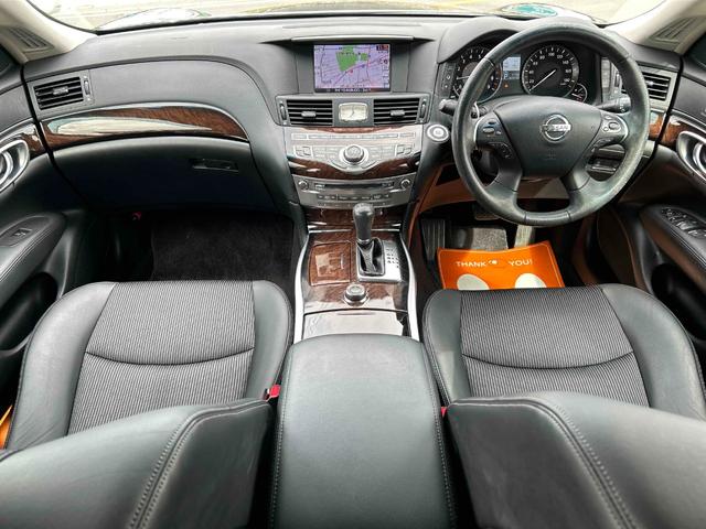 内装、外装、非常に綺麗な１台です！県外のお客様、下取り車のあるお客様大歓迎です！お気軽にご相談ください！