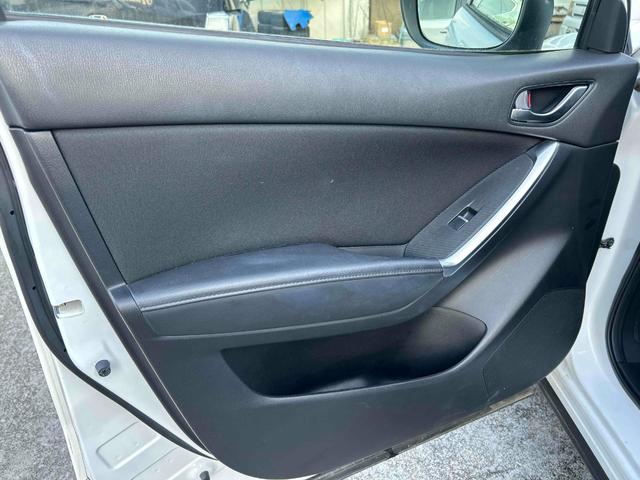 ＣＸ－５ ＸＤ　プロアクティブ　後期モデル　クルコン　純正ナビＴＶ　ＨＩＤ　ＥＴＣ　バックカメラ　サイドカメラ　スマートキー（24枚目）