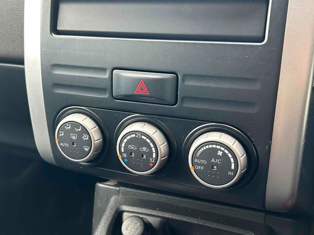 エクストレイル ２０ＧＴ　６速マニュアル　スマートキー（24枚目）