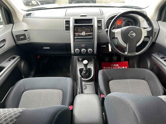 エクストレイル ２０ＧＴ　６速マニュアル　スマートキー（27枚目）