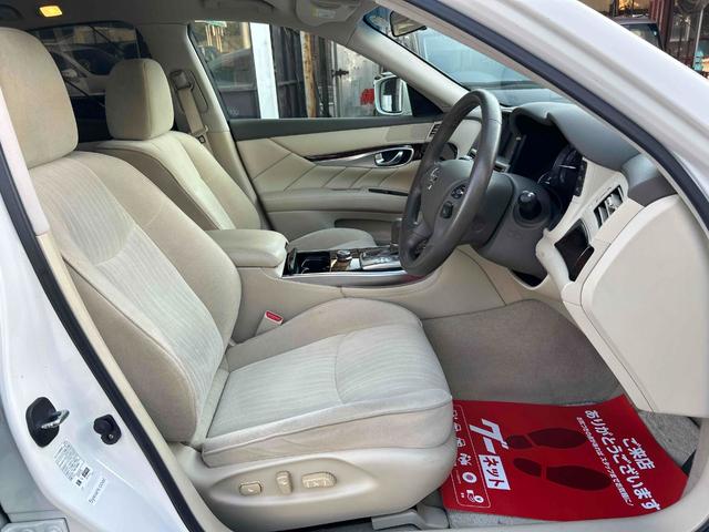 �����̓x�[�W����ŗ��������̂��镵�͋C�ɂȂ�܂��I�L�X�ȋ�Ԃł������h���C�u�o���܂��I