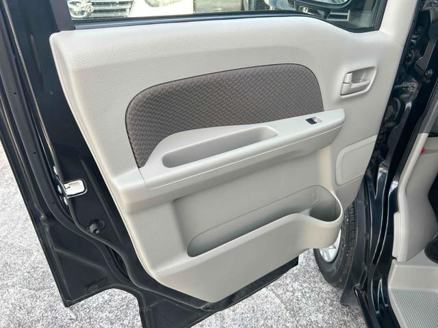 エブリイ ジョインターボ　リア修復バックドア交換歴　純正５速　ナビＴＶ　ドラレコ　パワーウィンドウ　キーレス　ブラックカラー（17枚目）