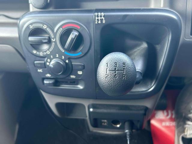 エブリイ ジョインターボ　リア修復バックドア交換歴　純正５速　ナビＴＶ　ドラレコ　パワーウィンドウ　キーレス　ブラックカラー（23枚目）