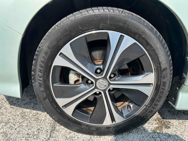 �����A���~�z�C�[���ɂȂ�܂��I�R���f�B�V�����ǍD�ł��I