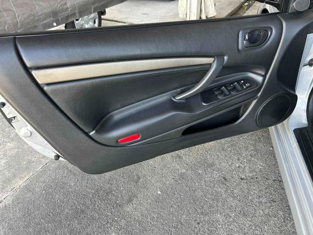 エクリプススパイダー ＧＴＳ　電動オープンＯＫ　社外ナビ　フルセグＴＶ　キーレスキー　走行５５０００Ｋｍ　修復歴無車　ローダウン（22枚目）