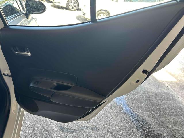 アクア Ｚ　２年保障　禁煙車　ワンオーナー　純正ナビ　ＴＶ　全方位カメラ　プリクラッシュセーフティー　前後ドラレコ　ＥＴＣ　スマートキー　テレビキット（24枚目）