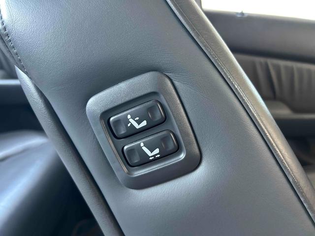 レジェンド エクスクルーシブ　ワンオーナー　レザーシート　シートヒーター　ＥＴＣ　パワーシート　クルーズコントロール　純正ＨＩＤライト　キーレス　スペアーキー（36枚目）