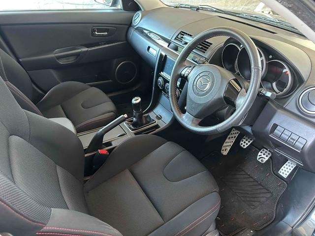 �����U���}�j���A���ԂɂȂ�܂��I�N���b�`�̌q���蓙�t�B�[�����O�ǍD�ł��I