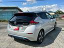 リーフ Ｘ　シートヒーター　ステアリングヒーター　プロパイロット　デジタルミラー　バックカメラ　ＥＴＣ　禁煙車　純正ナビＴＶ（5枚目）
