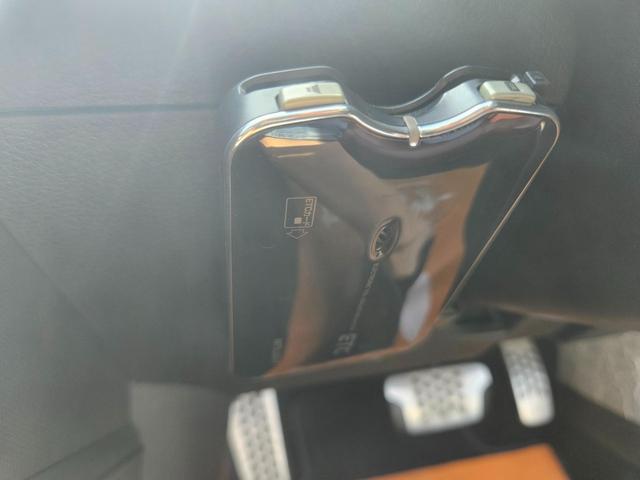 フェアレディＺ バージョンＳＴタイプＧ　本革パワーシート　Ｆ１８　Ｒ１９インチＡＷ　ブレンボ　フジツボマフラー　ＥＴＣ　ナビ　フルセグ　バックカメラ　Ｂｌｕｅｔｏｏｔｈ（29枚目）