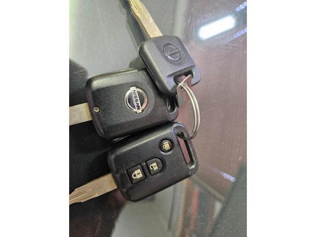 フェアレディＺ バージョンＳＴタイプＧ　本革パワーシート　Ｆ１８　Ｒ１９インチＡＷ　ブレンボ　フジツボマフラー　ＥＴＣ　ナビ　フルセグ　バックカメラ　Ｂｌｕｅｔｏｏｔｈ（31枚目）