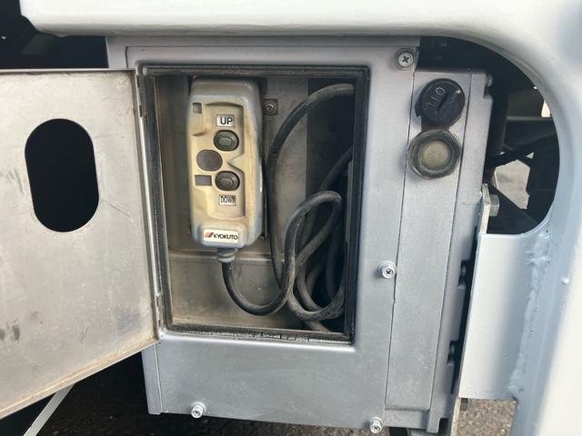 キャンターガッツ Ｗキャブパワーゲート（40枚目）