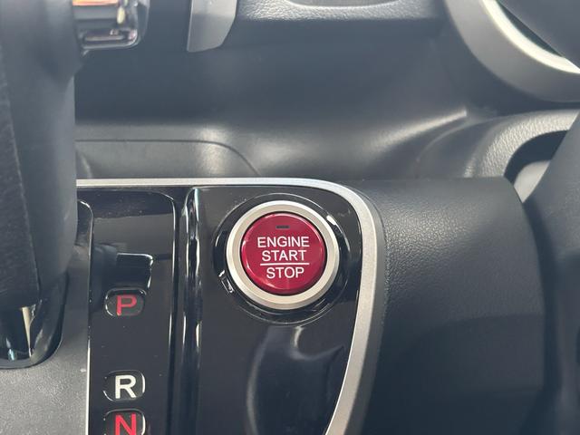 Ｎ－ＢＯＸ Ｇ　ＳＳパッケージ　両側パワースライドドア・スマートキー・プッシュスタート・ＨＩＤ・純正アルミ・ウインカー　電動格納ミラ（26枚目）