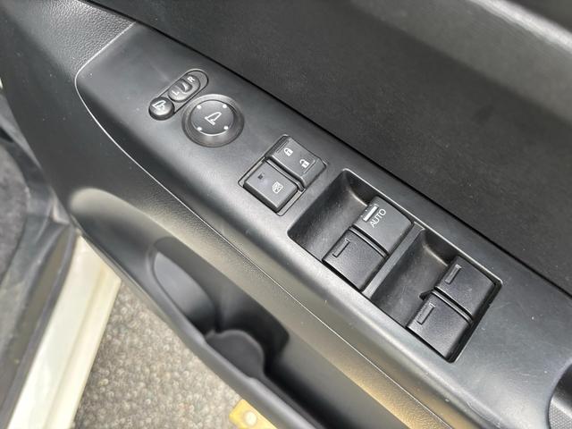 Ｎ－ＢＯＸ Ｇ　ＳＳパッケージ　両側パワースライドドア・スマートキー・プッシュスタート・ＨＩＤ・純正アルミ・ウインカー　電動格納ミラ（33枚目）