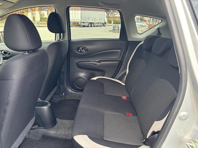 ノート Ｘ　エマージェンシーブレーキ・インテリキー・プッシュスタート・純正アルミ（31枚目）