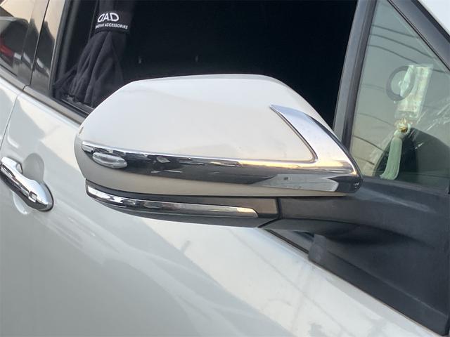 プリウス Ｓセーフティプラス　ドライブレコーダー　ＥＴＣ　クリアランスソナー　レーンアシスト　オートクルーズコントロール　パークアシスト　衝突被害軽減システム　バックカメラ　ナビ　ＴＶ　アルミホイール　オートマチックハイビーム（32枚目）