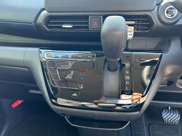 デイズ ハイウェイスター X エマージェンシーブレーキ ナビ・フルセグTV バックモニター インテリキー 14インチAW ピアノブラック調パネル 革巻きステアリング プッシュスタート 2年保証(35枚目)