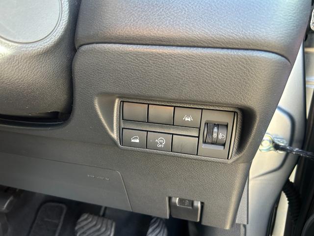 各種ボタン類です。装備充実です。