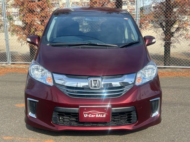 フリードハイブリッド ハイブリッド　プレミアムエディション　６人乗り　両側パワースライドドア　　ＥＴＣ　　スマートキー　　ＨＩＤライト　　ナビ・ＴＶ（ワンセグ）　　バックカメラ　　１年保証（28枚目）