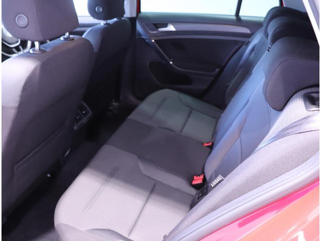 �V�[�g���g�̂���悭��ݍ��݁A�����O�h���C�u�����K�ɉ^�]�ł��܂��B