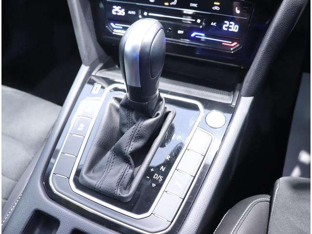 パサートヴァリアント ＴＳＩエレガンス　ＩＱ．ＬＩＧＨＴＮＡＶＩ（15枚目）