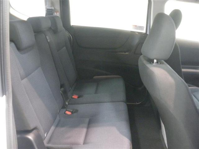 シエンタ ハイブリッドＧ　・７人乗　衝突回避支援ＴＳＳＣ　純正ナビ／フルセグＴＶ　ＥＴＣ　バックモニター　電動フェンダーランプ　両側電動スライドドア　オートエアコン　スマートキー　ワンオーナー車　中古車ハイブリッド保証付（16枚目）