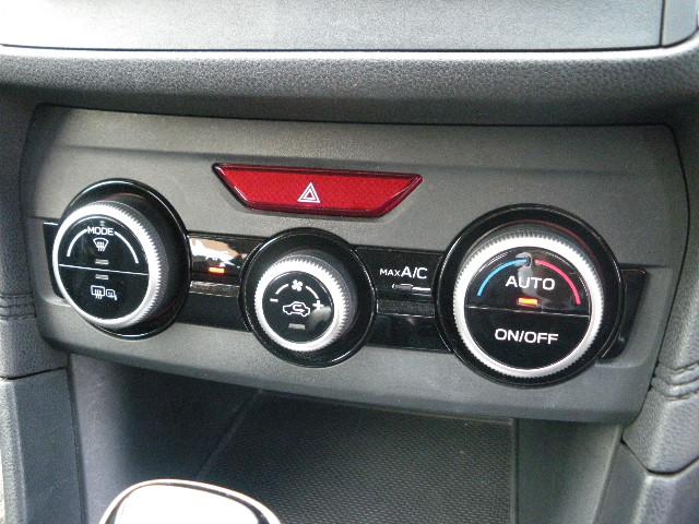 �I�[�g�G�A�R��