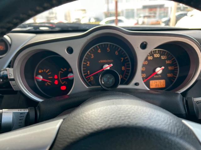 フェアレディＺ バージョンＳ　社外マフラー　リアタイヤワイトレ　強化クラッチ　車高調　ナビテレビ（21枚目）