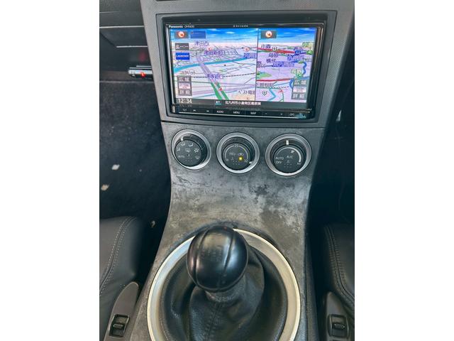 フェアレディＺ バージョンＳ　社外マフラー　リアタイヤワイトレ　強化クラッチ　車高調　ナビテレビ（23枚目）