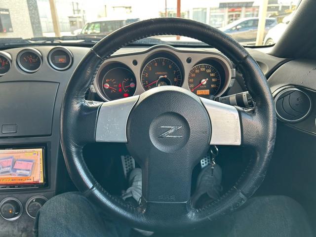 フェアレディＺ バージョンＳ　社外マフラー　リアタイヤワイトレ　強化クラッチ　車高調　ナビテレビ（28枚目）