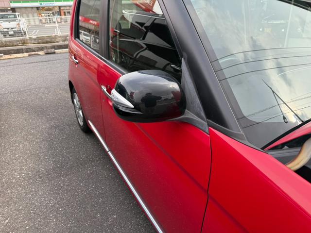 N-ONE プレミアム・Lパッケージ ナビテレビ スマートキー プッシュスタート セキュリティー ベンチシート 純正アルミホイール HIDライト(12枚目)