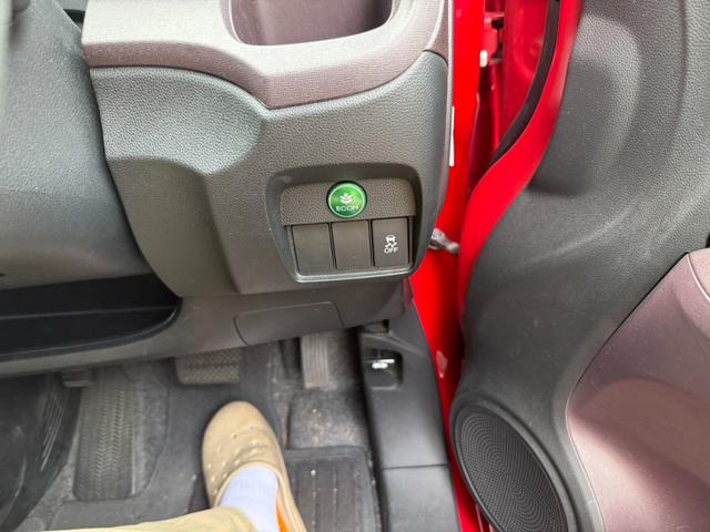 N-ONE プレミアム・Lパッケージ ナビテレビ スマートキー プッシュスタート セキュリティー ベンチシート 純正アルミホイール HIDライト(20枚目)