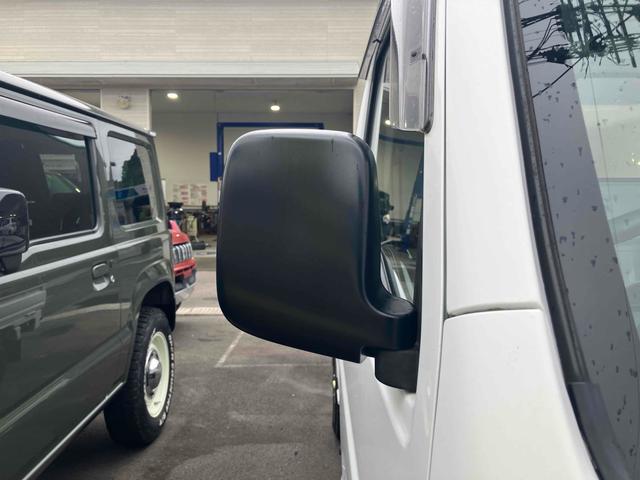 アクティトラック ＳＤＸ　軽トラック　ＡＴ　エアコン　パワーステアリング　パワーウィンドウ　運転席エアバッグ　車検令和９年５月　最大積載量３５０ｋｇ（8枚目）