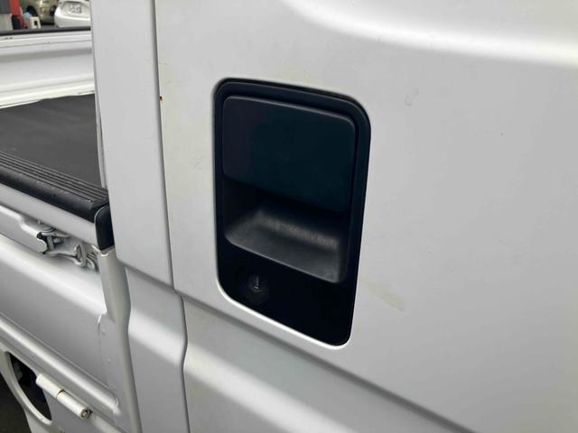 アクティトラック ＳＤＸ　軽トラック　ＡＴ　エアコン　パワーステアリング　パワーウィンドウ　運転席エアバッグ　車検令和９年５月　最大積載量３５０ｋｇ（9枚目）