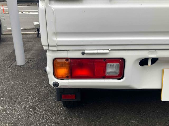 アクティトラック ＳＤＸ　軽トラック　ＡＴ　エアコン　パワーステアリング　パワーウィンドウ　運転席エアバッグ　車検令和９年５月　最大積載量３５０ｋｇ（23枚目）