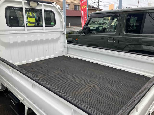 アクティトラック ＳＤＸ　軽トラック　ＡＴ　エアコン　パワーステアリング　パワーウィンドウ　運転席エアバッグ　車検令和９年５月　最大積載量３５０ｋｇ（30枚目）