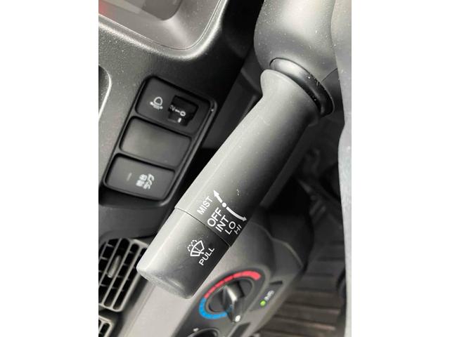 アクティトラック ＳＤＸ　軽トラック　ＡＴ　エアコン　パワーステアリング　パワーウィンドウ　運転席エアバッグ　車検令和９年５月　最大積載量３５０ｋｇ（50枚目）
