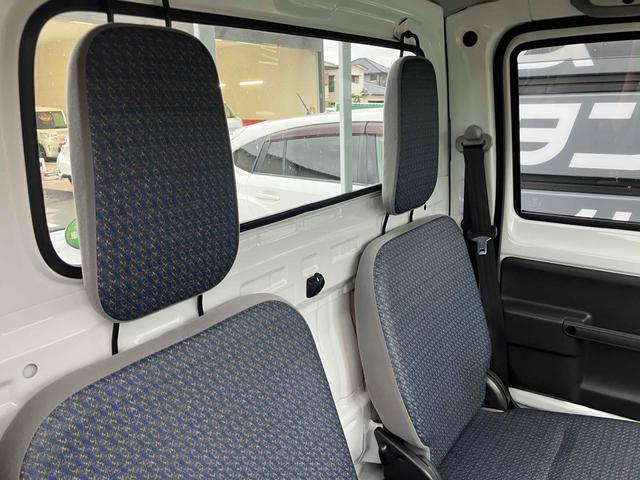 アクティトラック ＳＤＸ　軽トラック　ＡＴ　エアコン　パワーステアリング　パワーウィンドウ　運転席エアバッグ　車検令和９年５月　最大積載量３５０ｋｇ（62枚目）