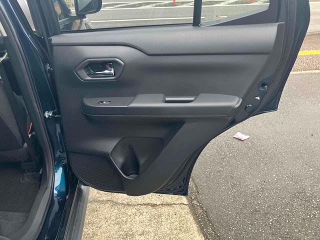 ライズ Ｚ　ドライブレコーダー　全周囲カメラ　クリアランスソナー　オートクルーズコントロール　レーンアシスト　衝突被害軽減システム　ナビ　ＴＶ　オートライト　アルミホイール　スマートキー　アイドリングストップ（61枚目）