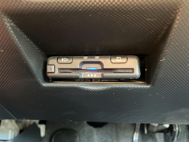 ライズ Ｚ　ＥＴＣ　バックカメラ　クリアランスソナー　オートクルーズコントロール　レーンアシスト　衝突被害軽減システム　ナビ　ＴＶ　オートライト　ＬＥＤヘッドランプ　アルミホイール　スマートキー（11枚目）